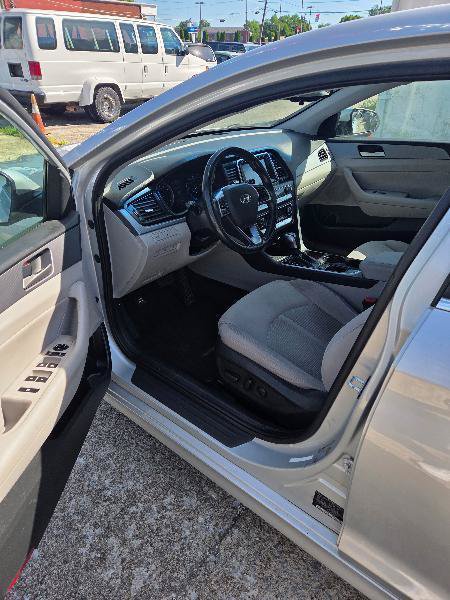 Used 2019 Hyundai Sonata SEL FWD image 5