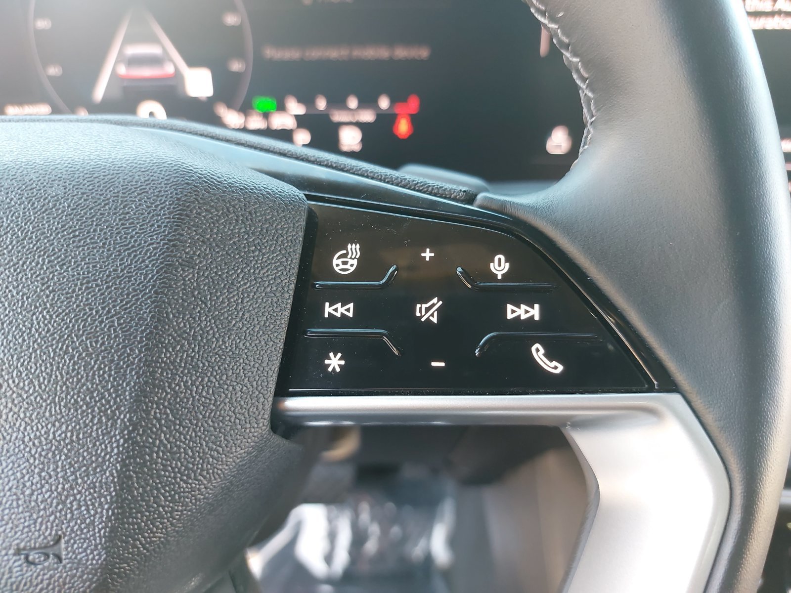 Certified 2025 Audi Q5 Premium w/ Premium Plus AWD/4WD image 18