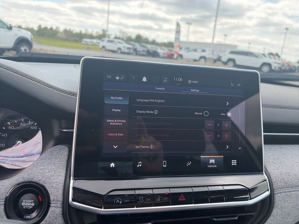 Used 2023 Jeep Compass Latitude w/ Convenience Group image 38