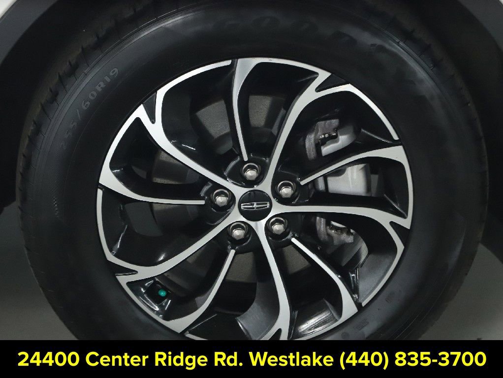 Used 2024 Lincoln Nautilus Premier w/ Equipment Group 102A image 10