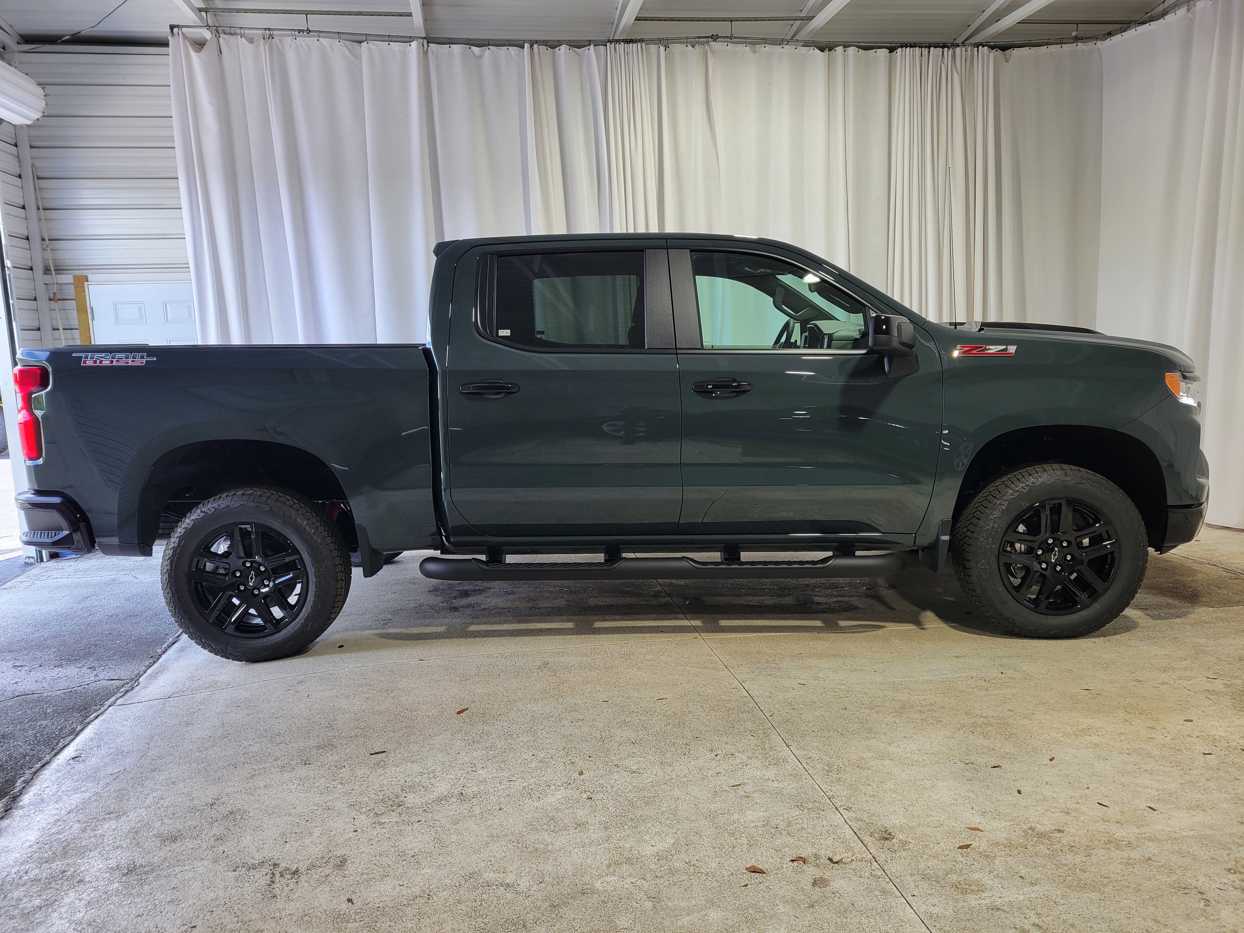 New 2026 Chevrolet Silverado 1500 LT Trail Boss w/ Convenience Package II image 4