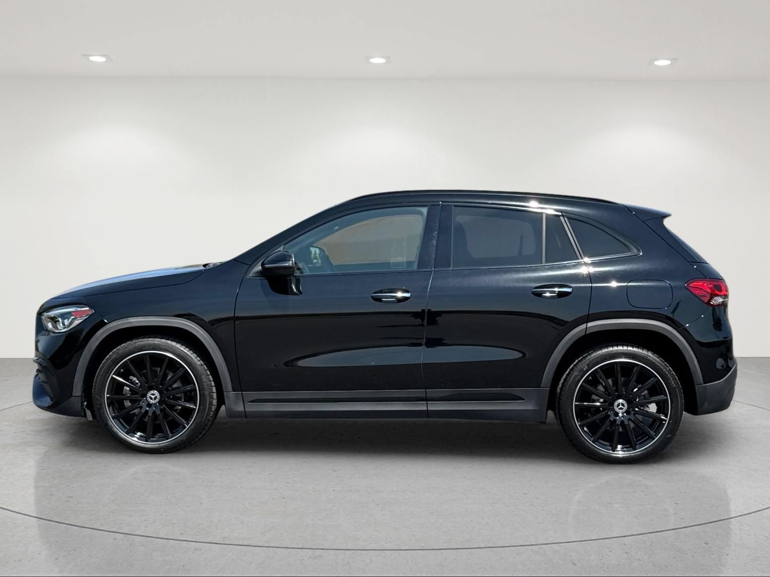 Certified 2023 Mercedes-Benz GLA 250 4MATIC image 2