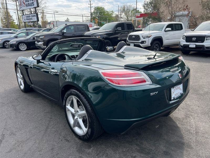 Used 2008 Saturn Sky w/ Premium Trim Package RWD image 4