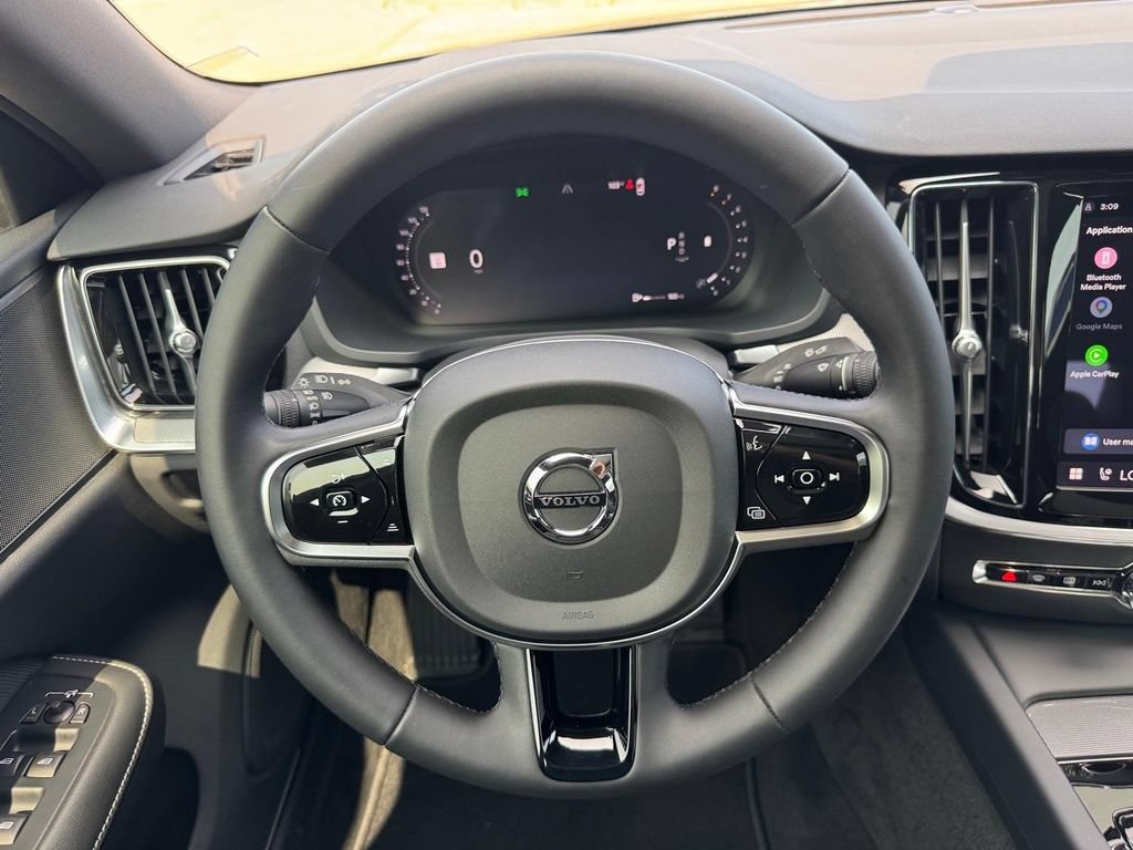 Certified 2024 Volvo S60 B5 Plus w/ Climate Package AWD/4WD image 10