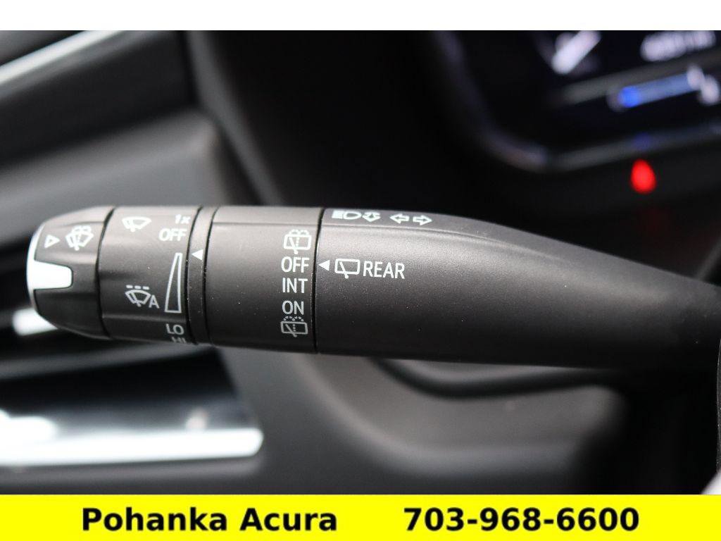 Used 2024 GMC Yukon SLT w/ SLT Premium Package image 10