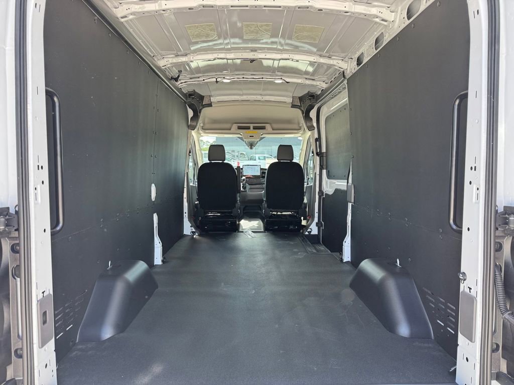 New 2026 Ford Transit 350 148 Medium Roof RWD image 27