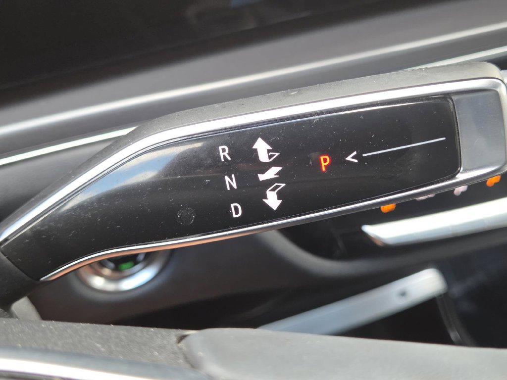 Used 2024 Cadillac Lyriq Tech w/ Driver Assist Package AWD/4WD image 30