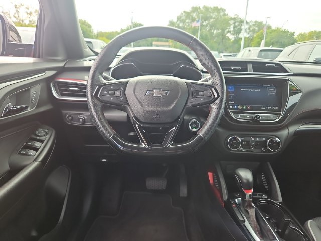 Used 2023 Chevrolet TrailBlazer RS w/ Convenience Package FWD image 14