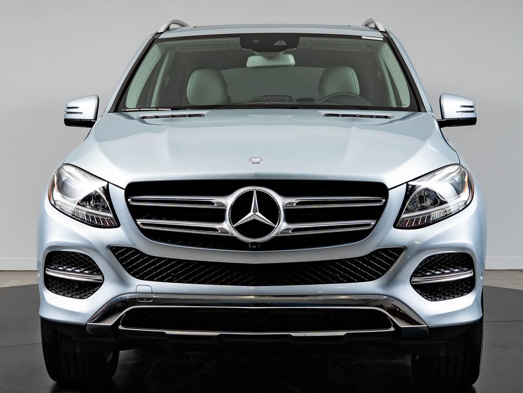 Used 2017 Mercedes-Benz GLE 350 4MATIC image 2
