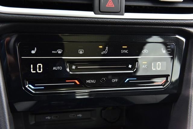 New 2026 Volkswagen Taos SE image 14