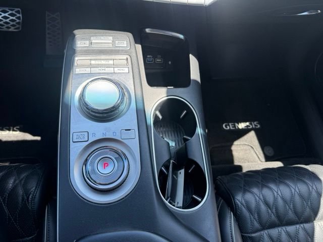 Used 2023 Genesis GV70 3.5T Sport w/ Sport Prestige Package AWD/4WD image 35