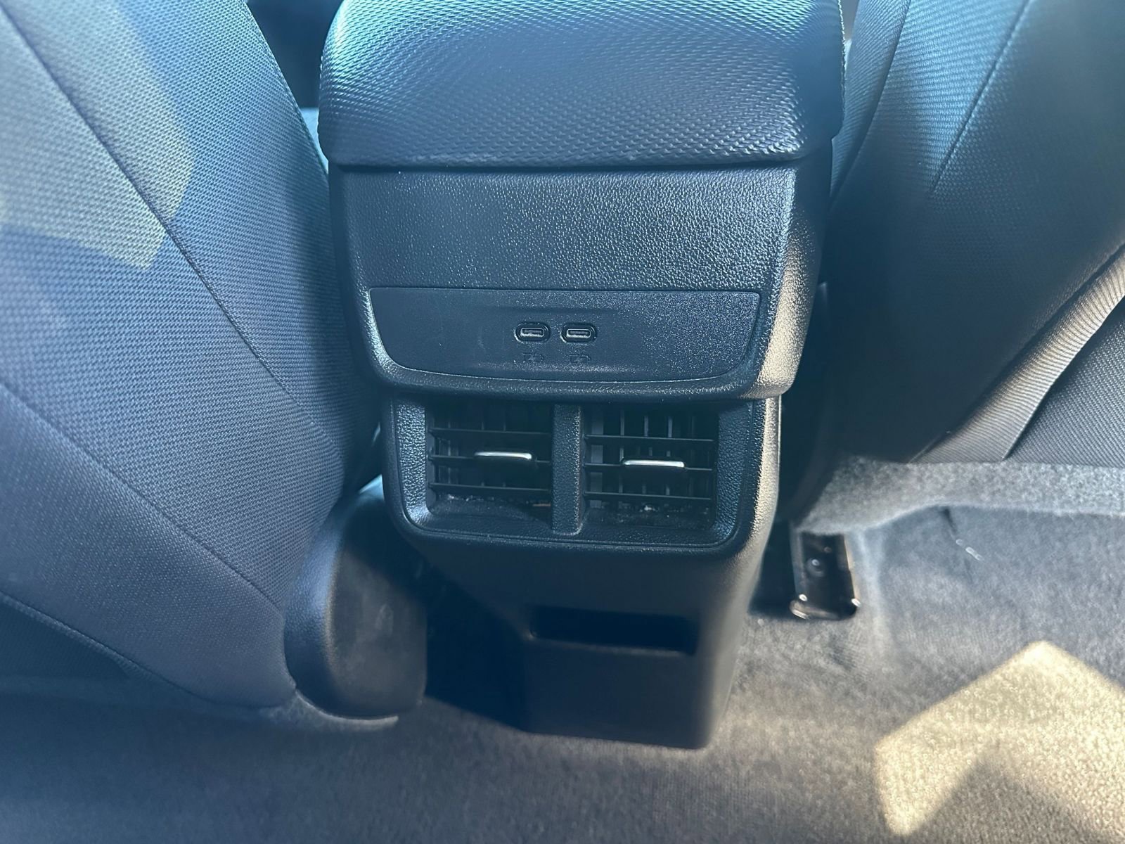 Used 2025 Chevrolet Equinox LT image 23