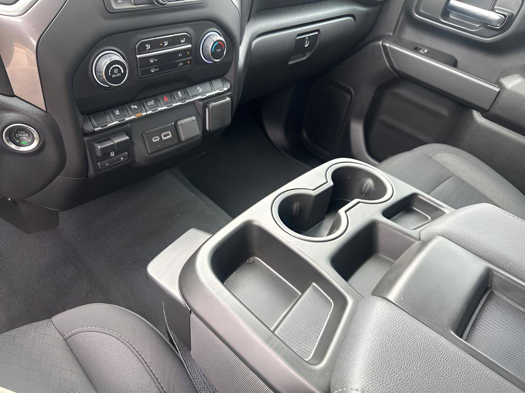 Used 2025 Chevrolet Silverado 2500 Custom w/ Custom Value Package image 33