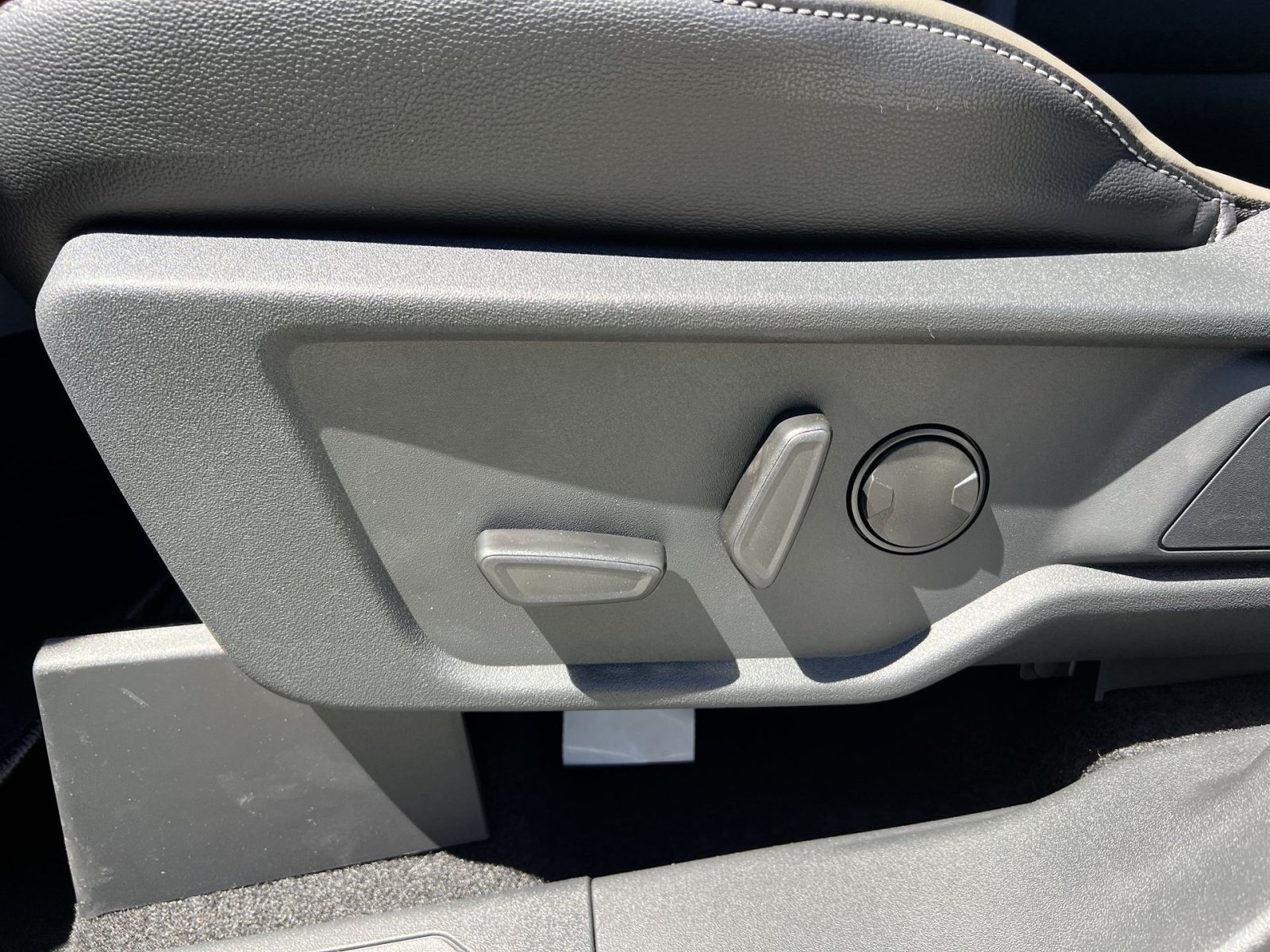 New 2026 Ford Bronco Outer Banks AWD/4WD image 14
