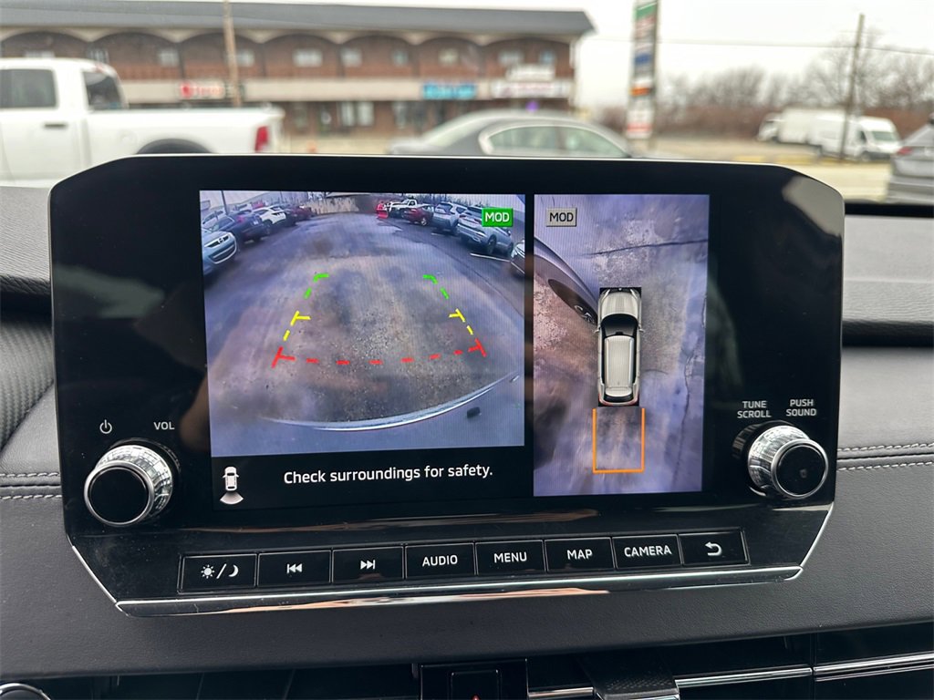 Used 2023 Mitsubishi Outlander SE image 18