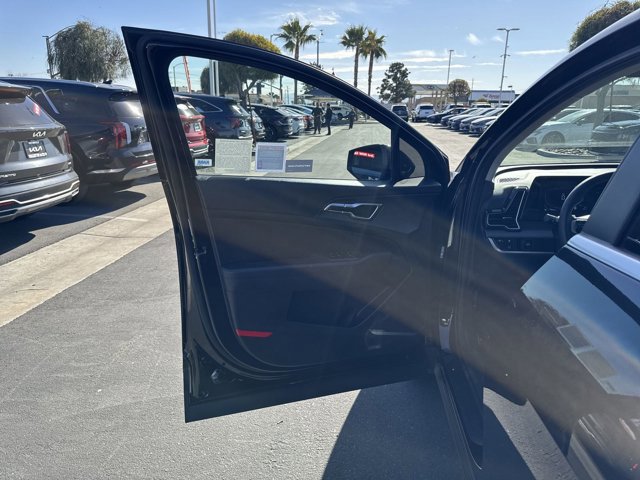 Certified 2024 Kia Sportage LX image 13