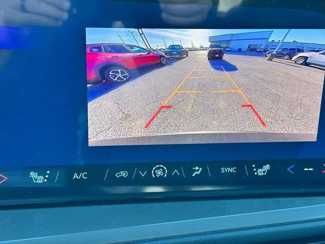 New 2026 Chevrolet Traverse LT w/ LPO, Floor Liner Package FWD image 14