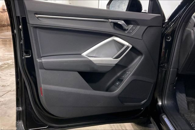 Certified 2022 Audi Q3 2.0T Premium w/ Convenience Package image 23