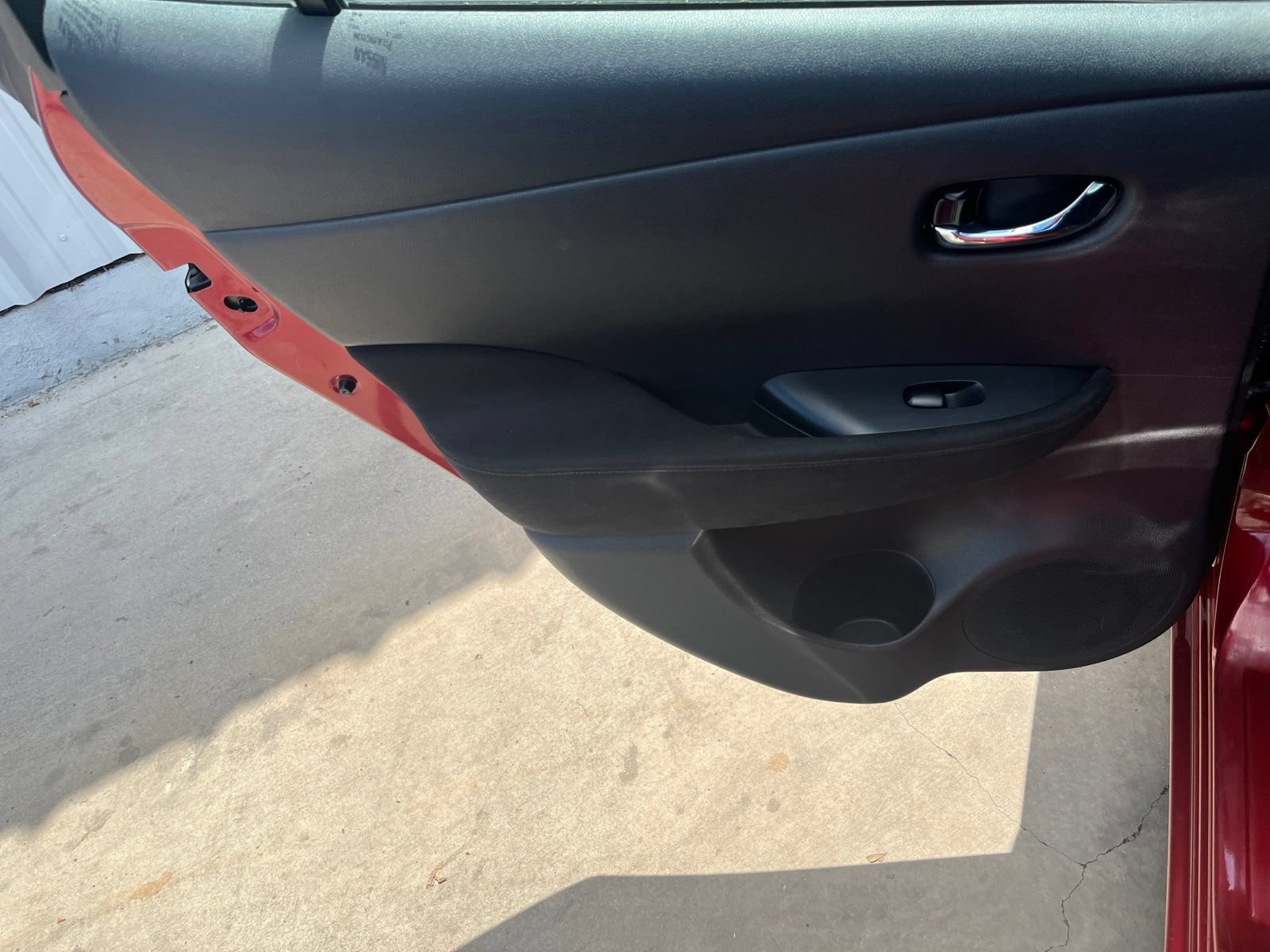Used 2015 Nissan Leaf S w/ Charge Package FWD image 13