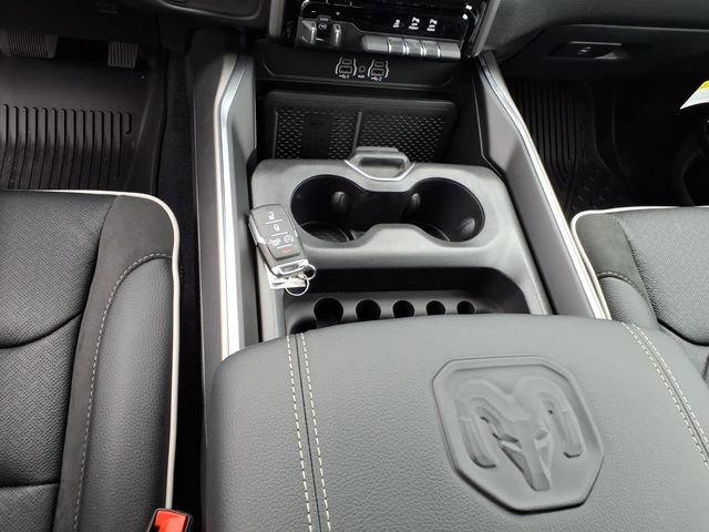 New 2026 RAM 1500 Laramie AWD/4WD image 17