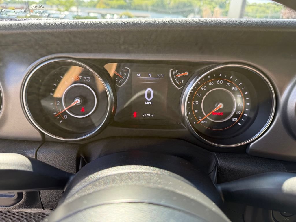 Used 2023 Jeep Wrangler Sport AWD/4WD image 19