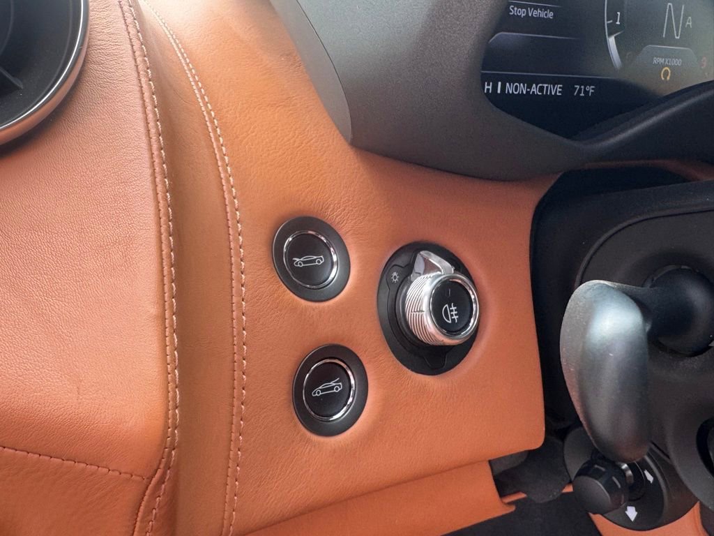 Used 2021 McLaren GT image 13