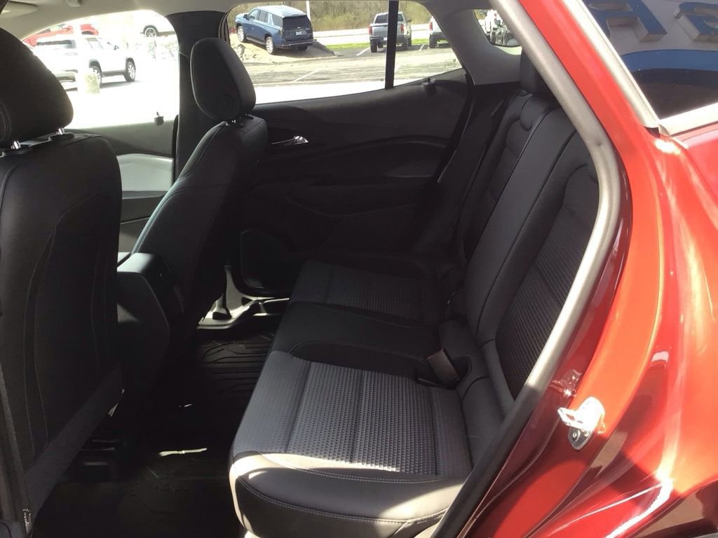 Used 2024 Chevrolet Trax LT w/ Driver Confidence Package image 15