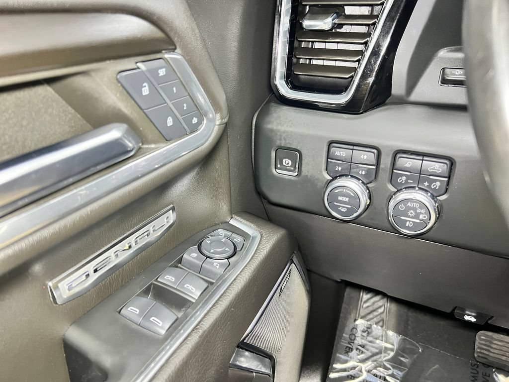 Used 2024 GMC Sierra 1500 Denali w/ Denali Reserve Package AWD/4WD image 24