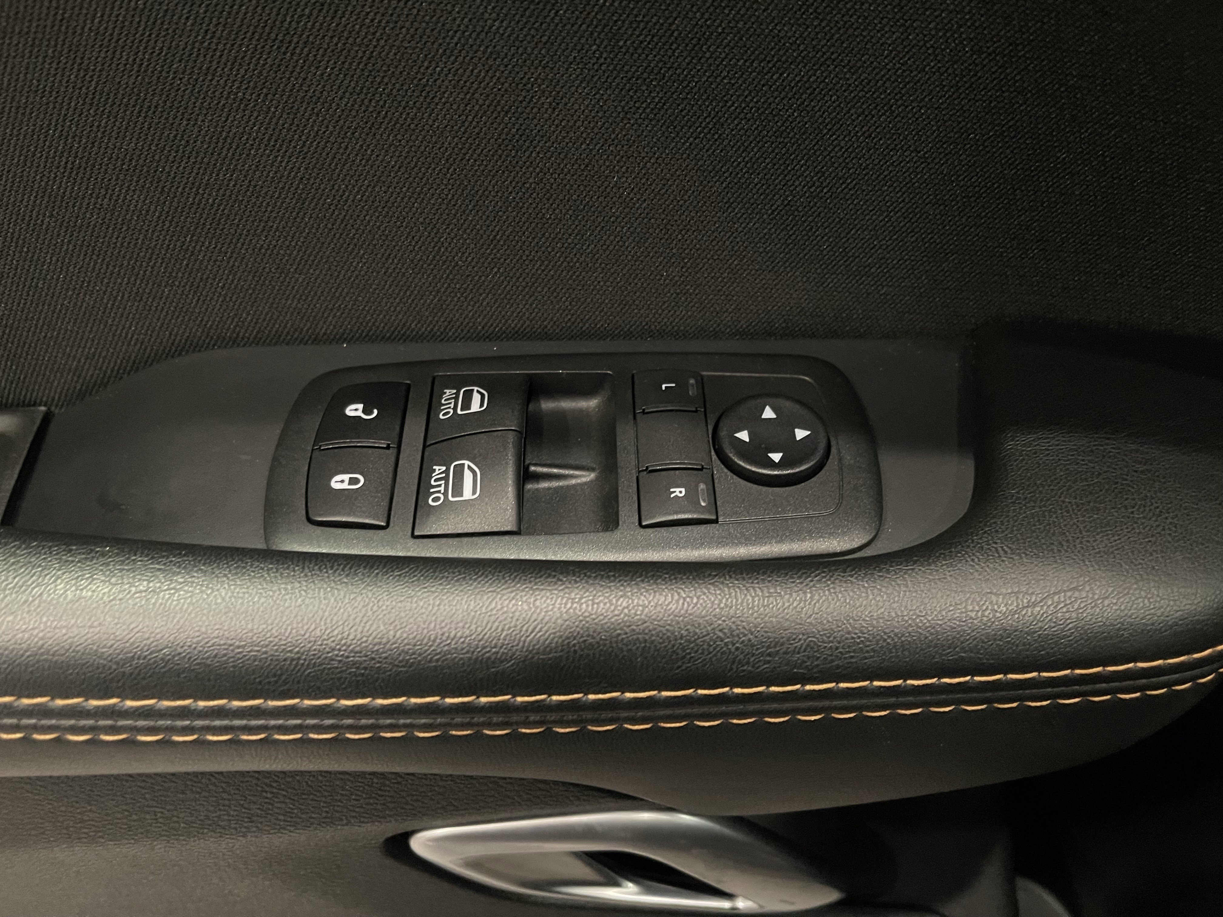 Used 2019 Dodge Challenger R/T w/ Stars & Stripes Edition RWD image 11