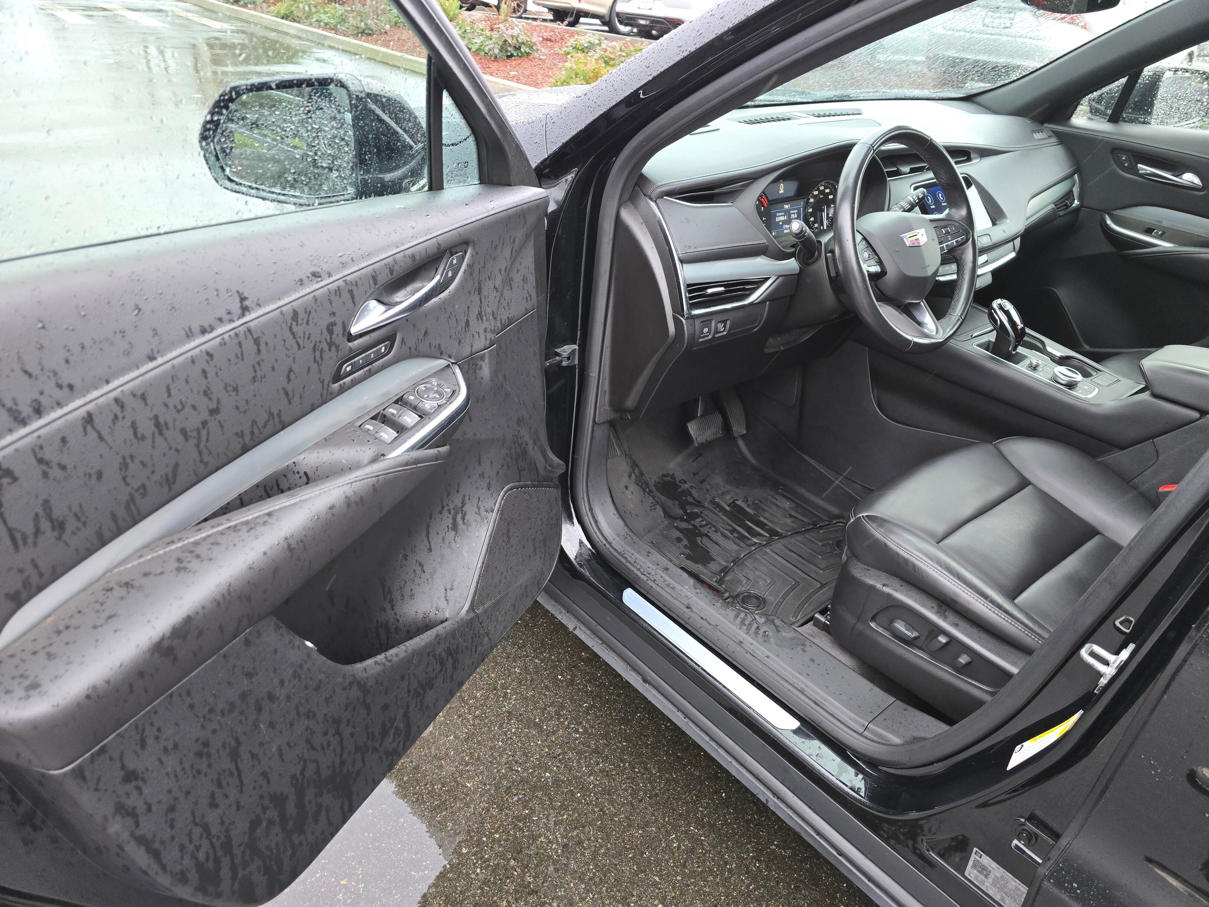 Used 2020 Cadillac XT4 Premium Luxury image 23