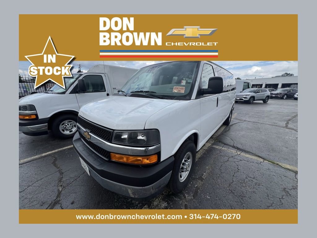 Used 2025 Chevrolet Express 3500 LT w/ LT Preferred Equipment Group RWD image 1