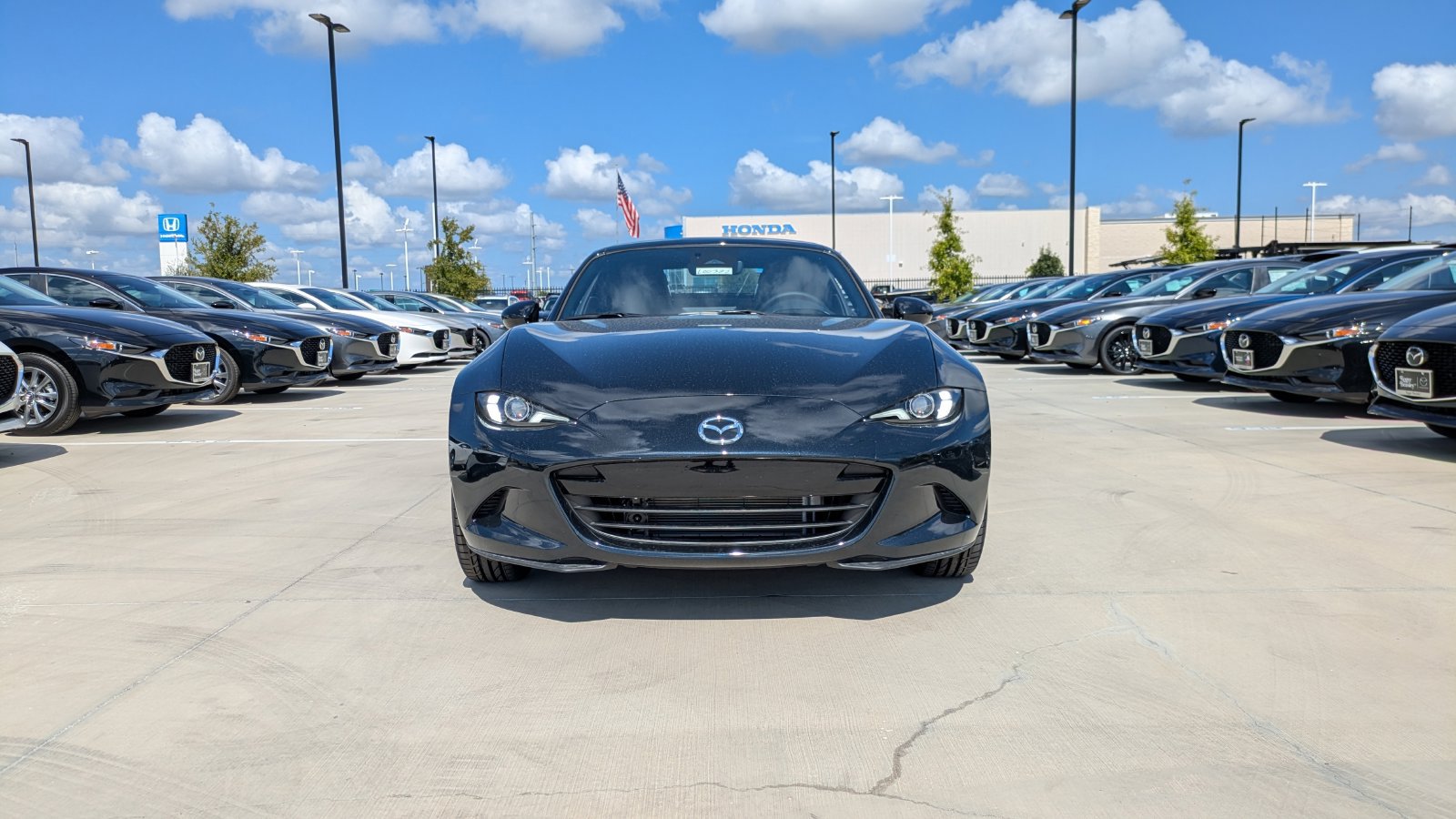 New 2026 MAZDA MX-5 Miata RF Grand Touring RWD image 2