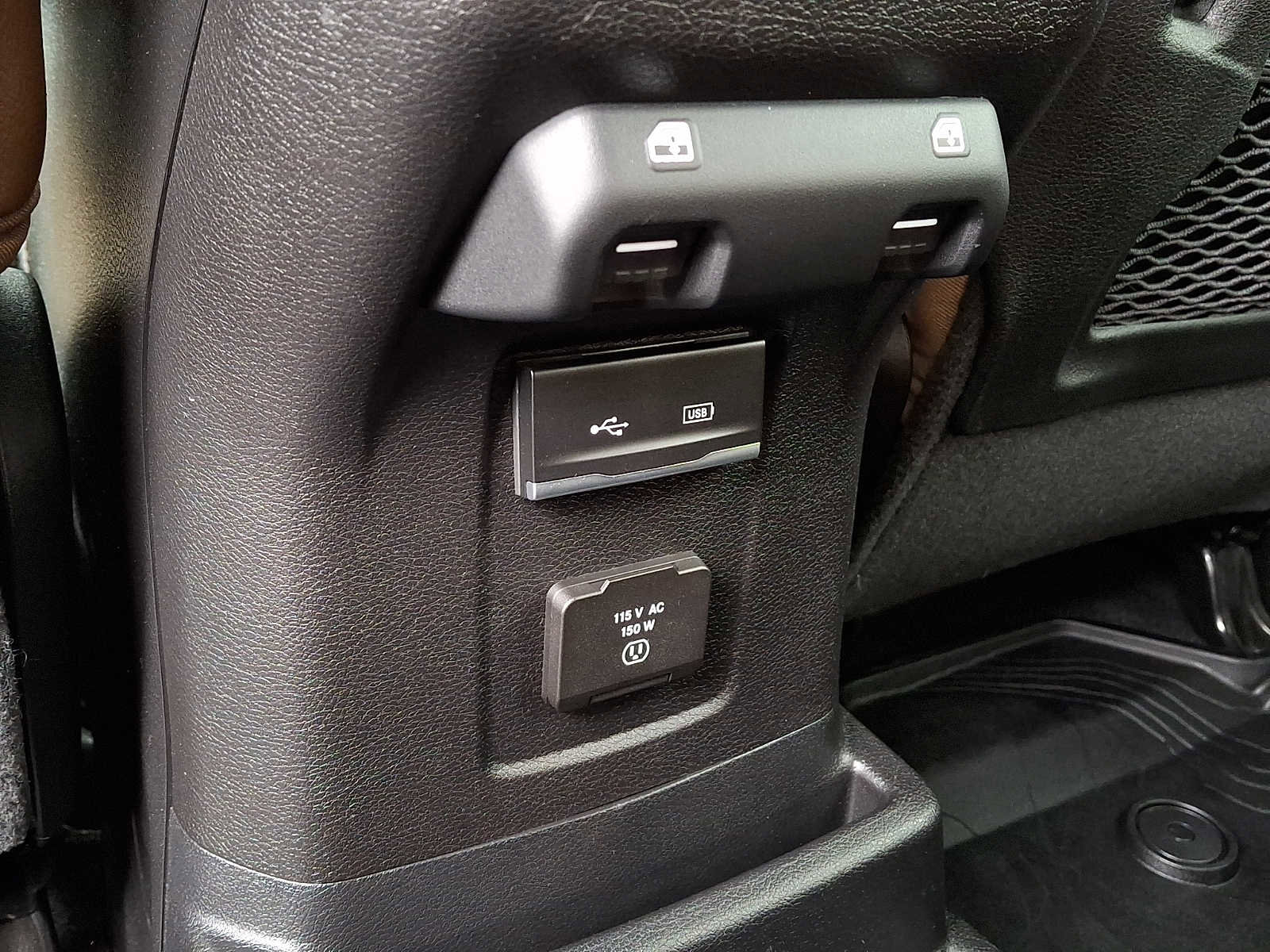 Used 2020 Jeep Wrangler Unlimited Rubicon w/ Advanced Safety Group AWD/4WD image 11