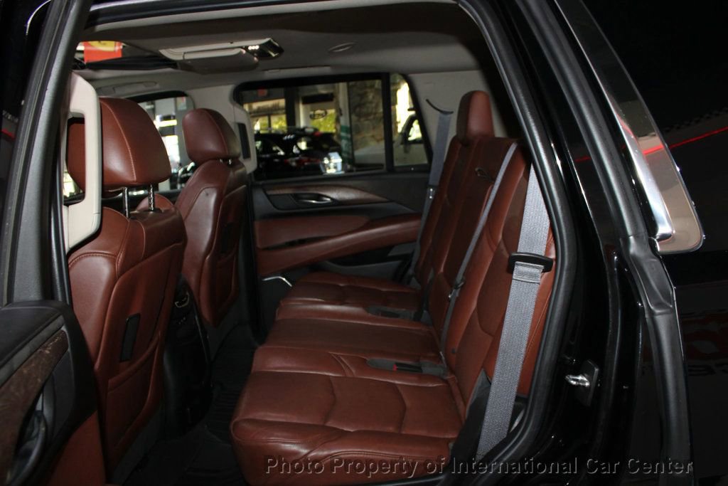 Used 2017 Cadillac Escalade Premium Luxury image 28