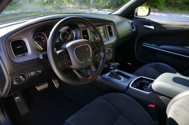 Used 2023 Dodge Charger Scat Pack w/ Plus Group image 2