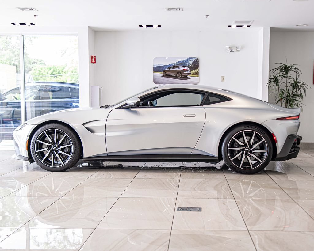 Used 2020 Aston Martin V8 Vantage Coupe RWD image 6