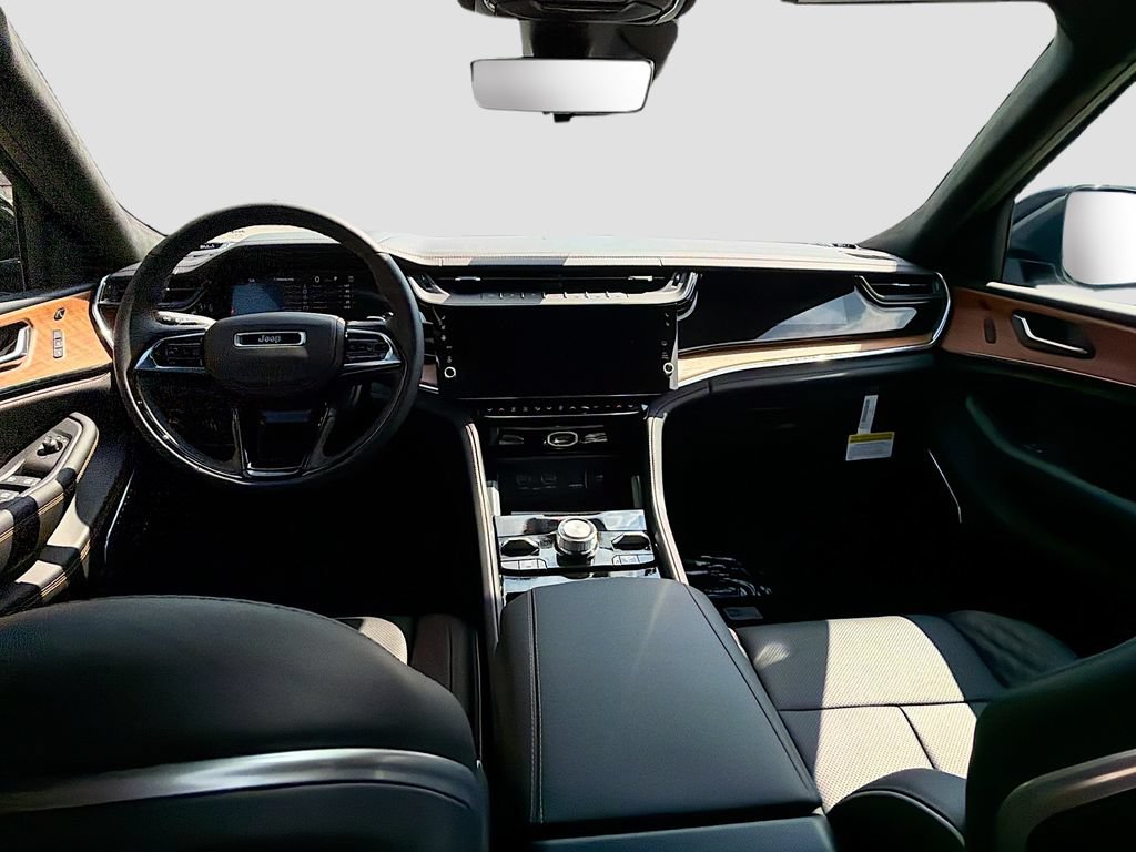 New 2026 Jeep Grand Cherokee Summit AWD/4WD image 18