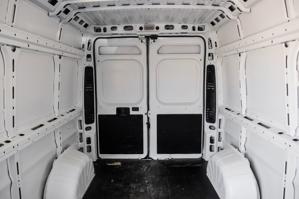 Used 2023 RAM ProMaster 2500 w/ Premium Convenience Group (B) image 35