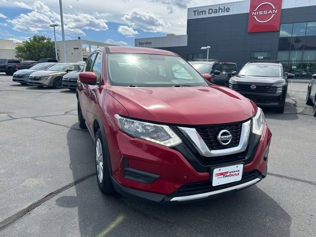 Used 2017 Nissan Rogue S AWD/4WD image 3