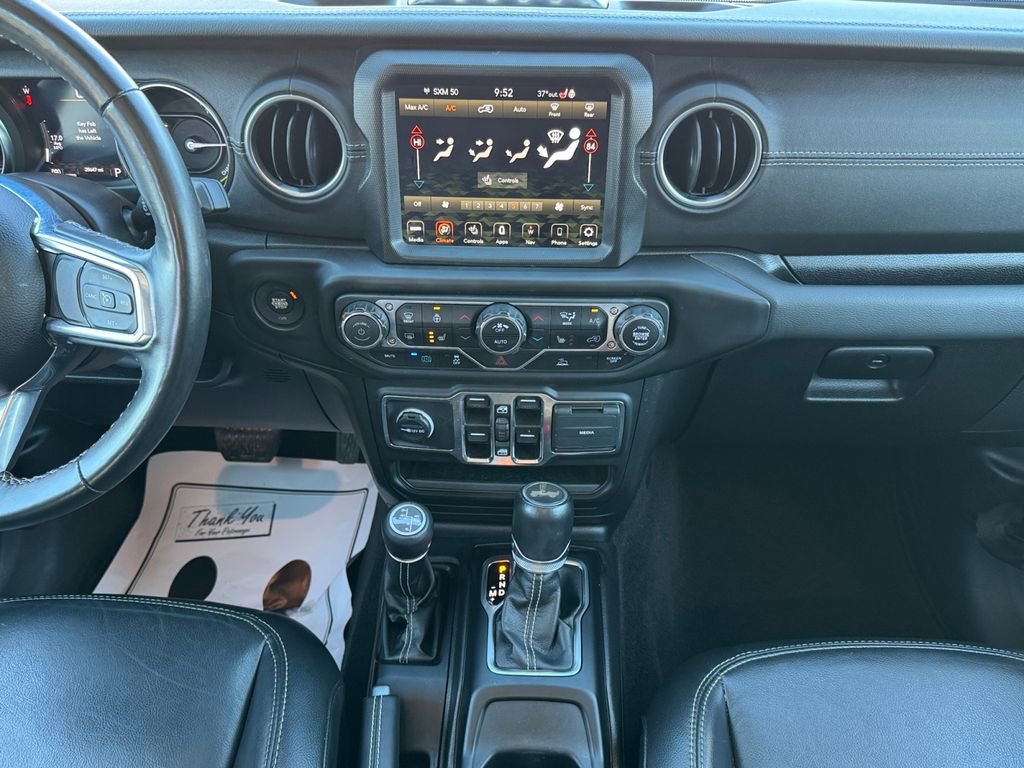 Used 2023 Jeep Wrangler Unlimited Sahara w/ Cold Weather Group image 16