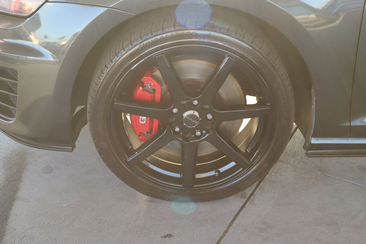 Used 2017 Volkswagen GTI Sport image 12