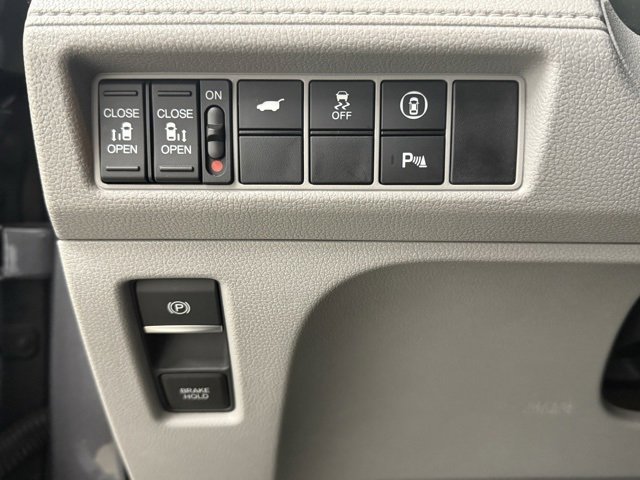 Certified 2023 Honda Odyssey Touring image 32