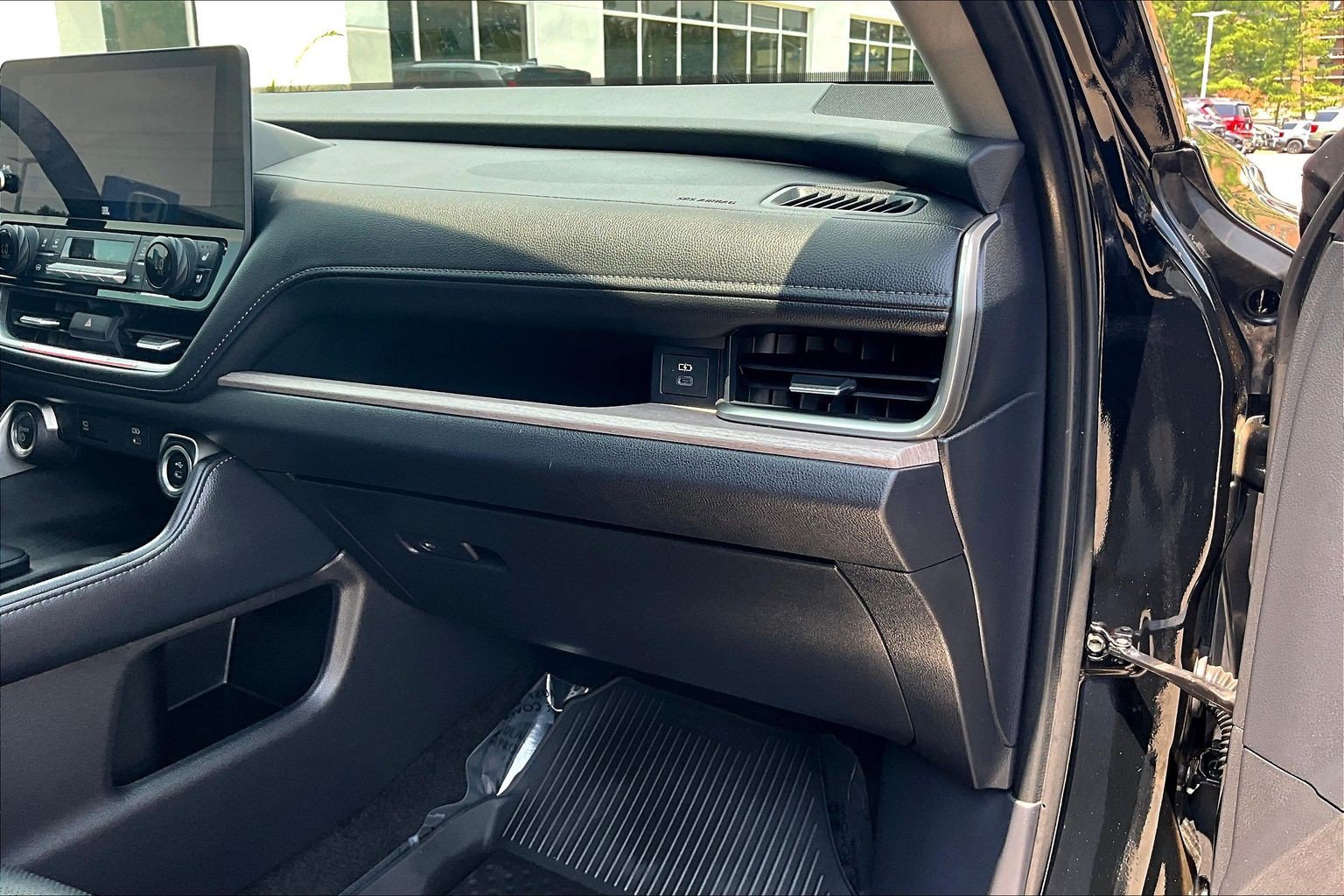 Used 2025 Toyota Grand Highlander AWD Hybrid image 16