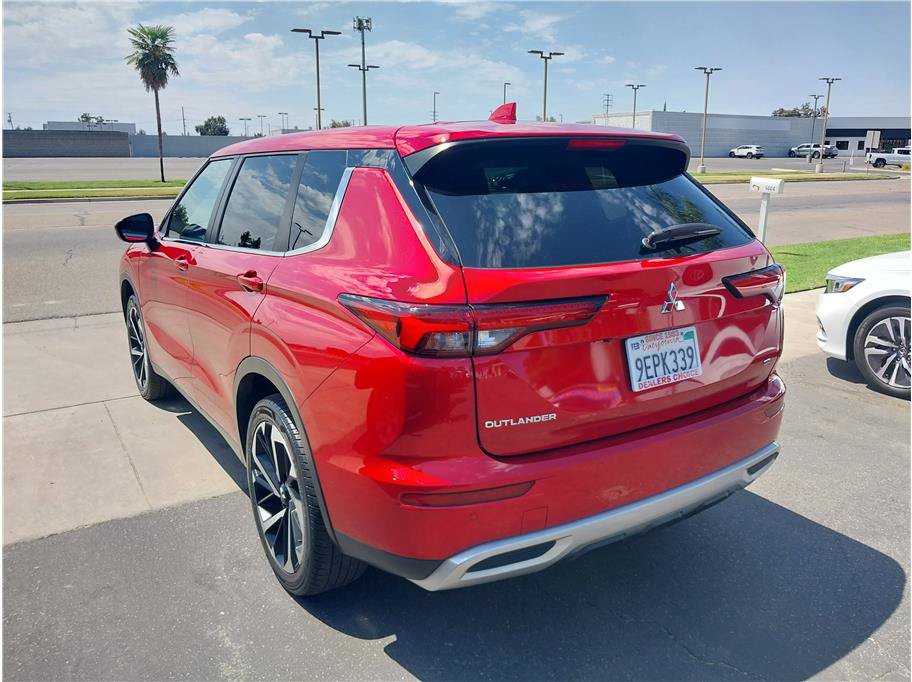 Used 2022 Mitsubishi Outlander SE FWD image 8