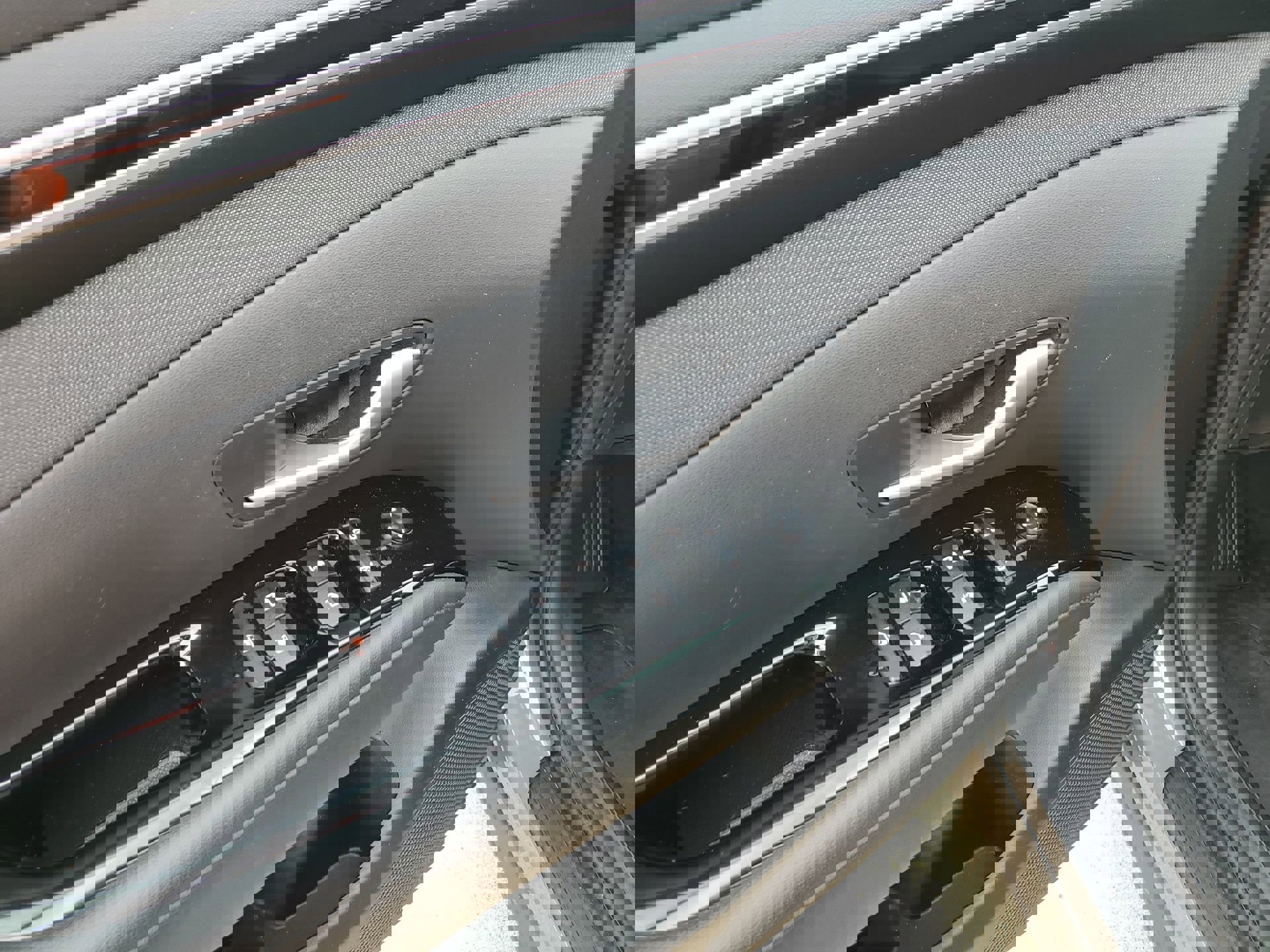 Used 2024 Hyundai Tucson Limited image 31