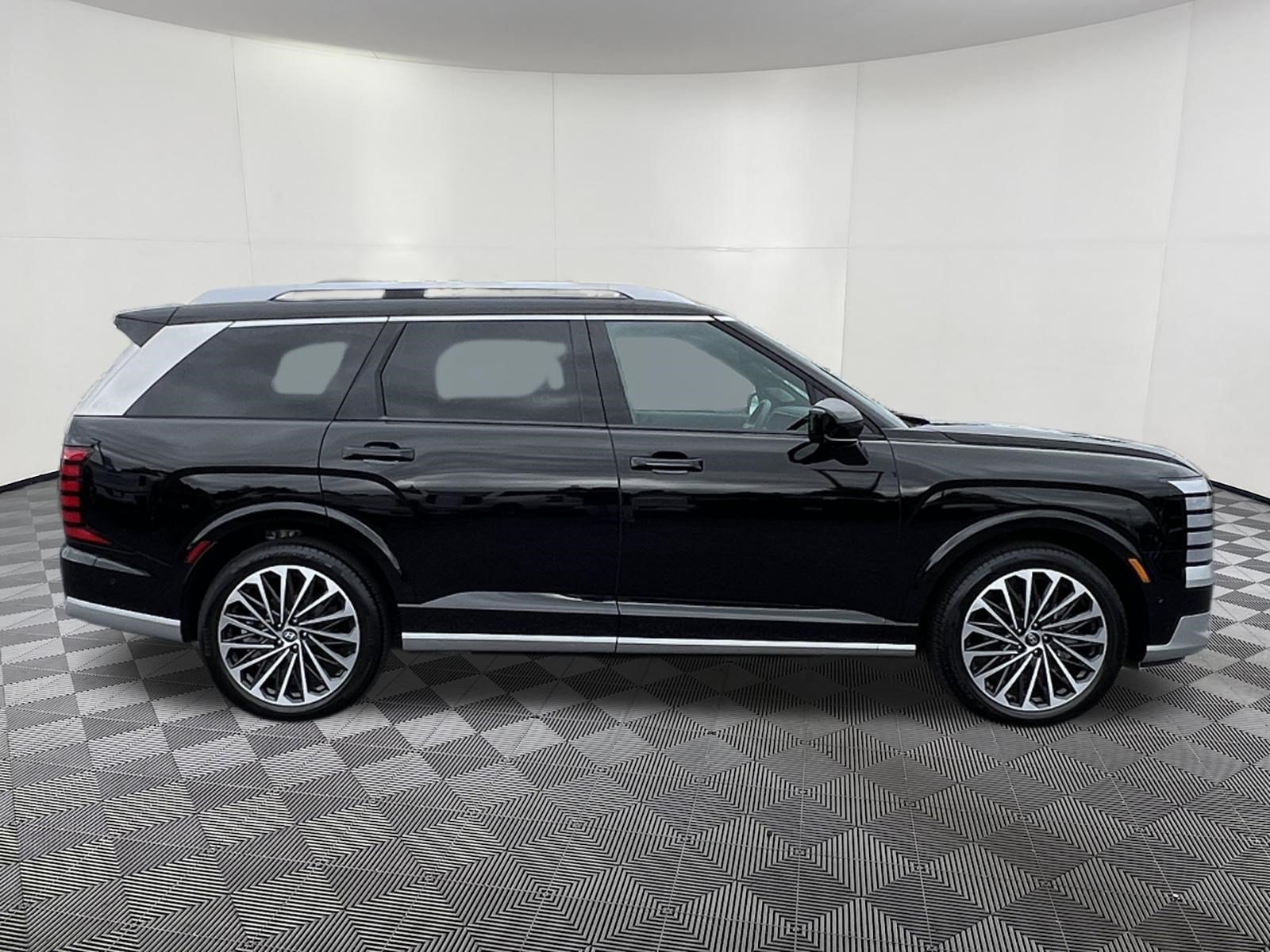 Used 2026 Hyundai Palisade Calligraphy AWD/4WD image 7