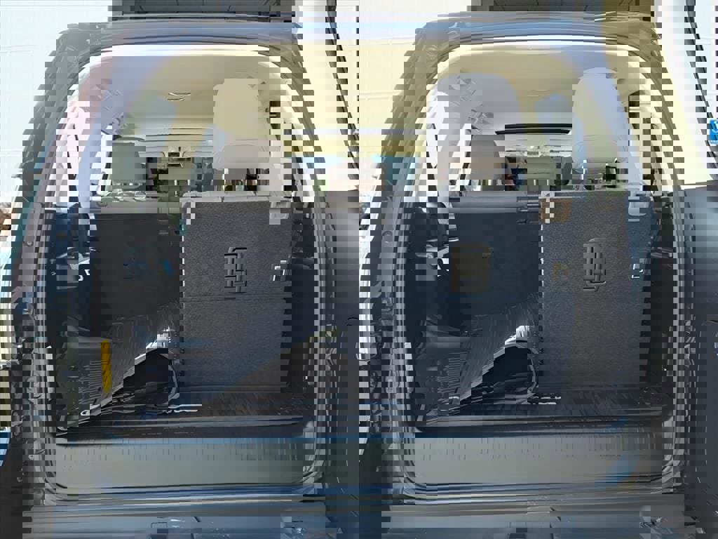 Used 2020 Lexus GX 460 Premium image 5