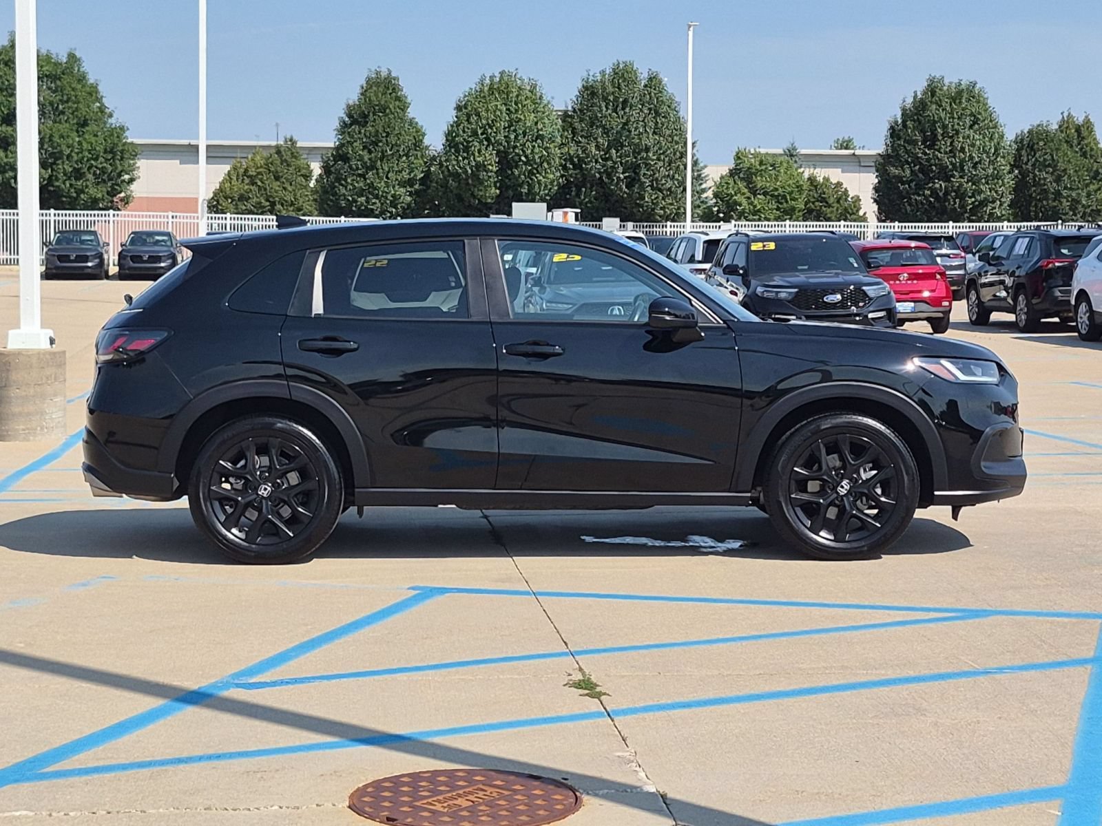 Certified 2025 Honda HR-V Sport image 6