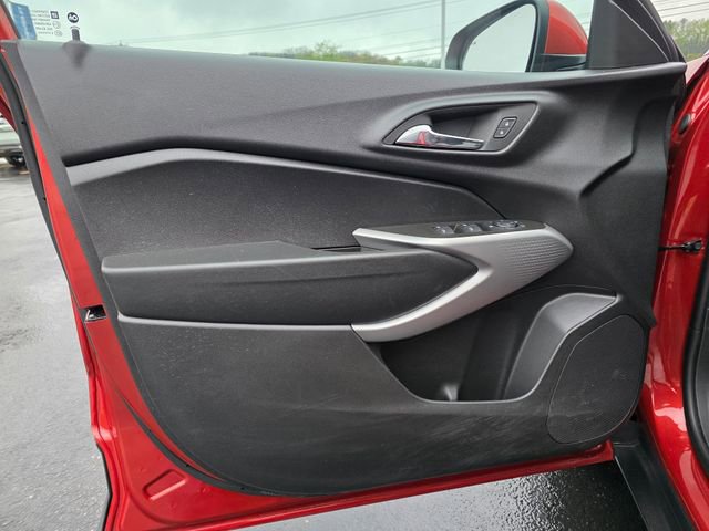 Used 2024 Chevrolet Trax LS w/ LS Convenience Package FWD image 17