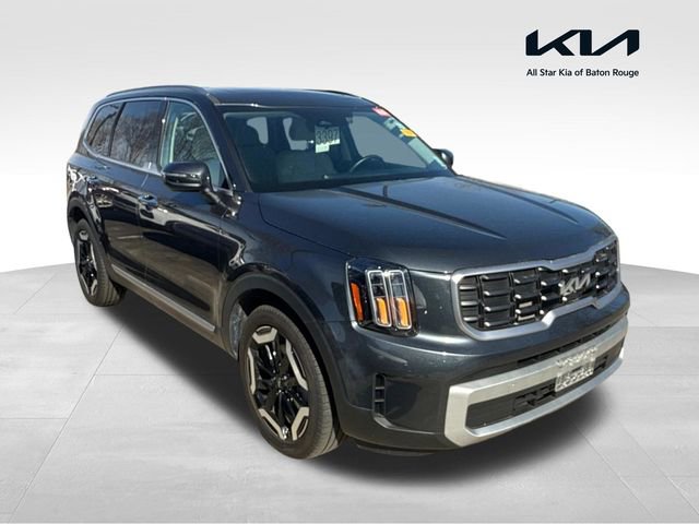 Used 2024 Kia Telluride S w/ S Sunroof Package